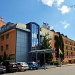 מלון Baikal