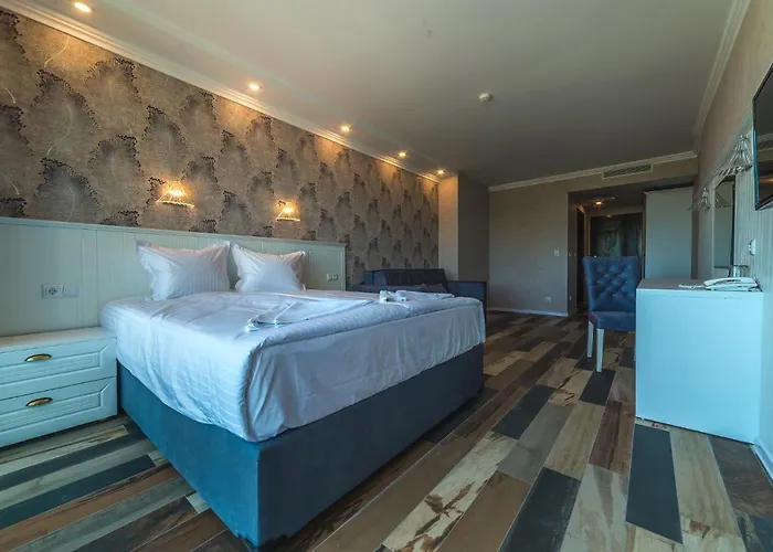 Готель Baikal 4*